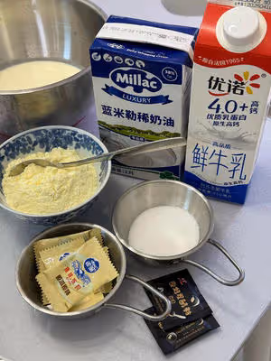 火爆全網的奶皮子酸奶零基礎做法