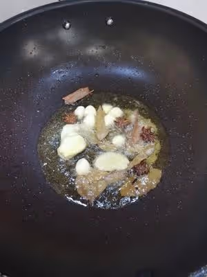 土豆悶鴨