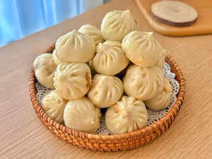 鮮肉小籠包（詳細肉餡配料方法）鬆軟鮮嫩多汁