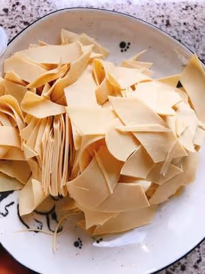 不用廚藝的尖椒干豆腐