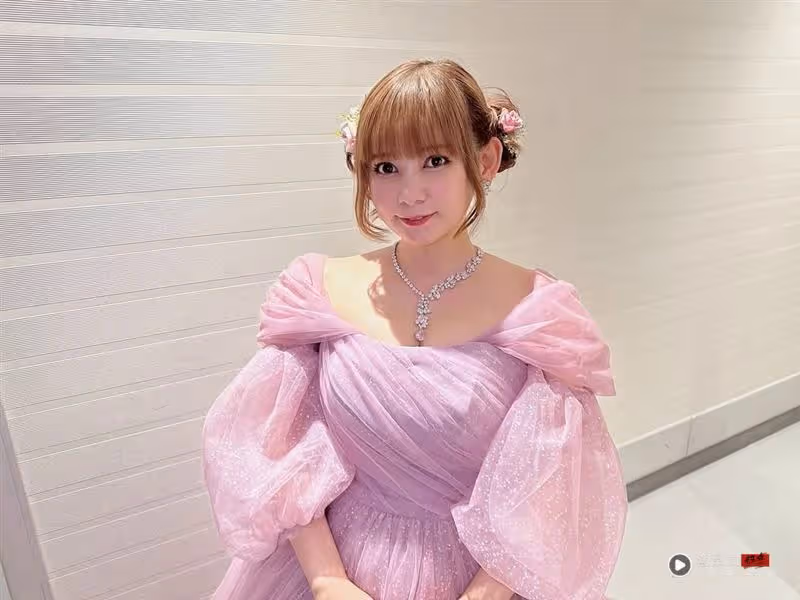 日本動漫女神宣布懷孕！40歲生日當天宣布「雙喜臨門」親筆信報喜