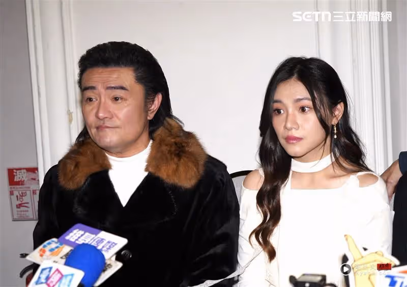 李㼈開車被找碴爆氣！超正女兒緩頰曝爸爸真實面　對這件事最要求準時