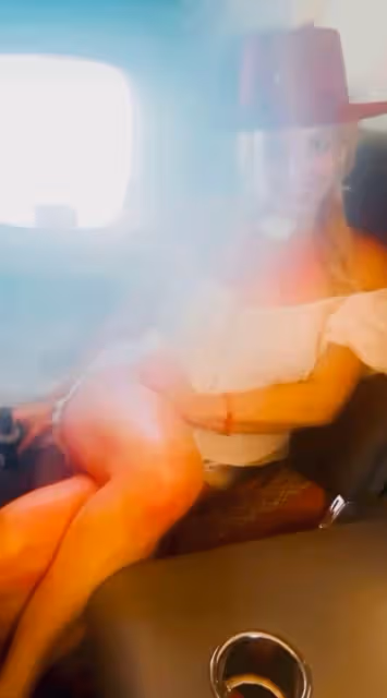 Britney Spears搭飛機抽菸!嗆空姐羞辱人 驚動警方介入!