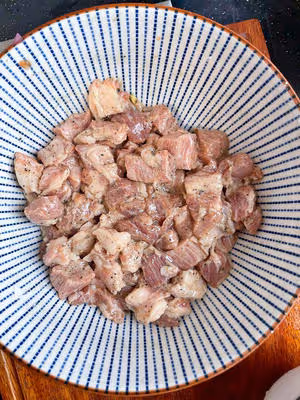 蒜香豬肉粒