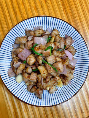 蒜香豬肉粒