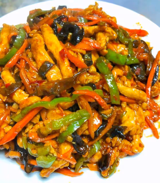 米飯🍚殺手魚香雞絲         （減脂期也可以吃）