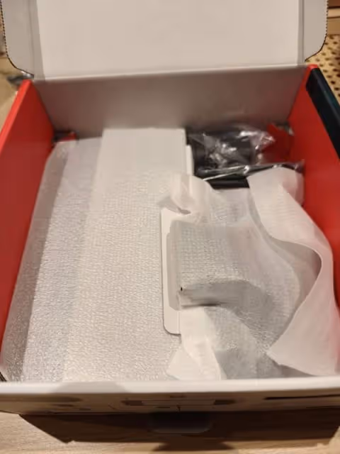 NS2開箱分享 NS2機器、手柄與卡帶展示