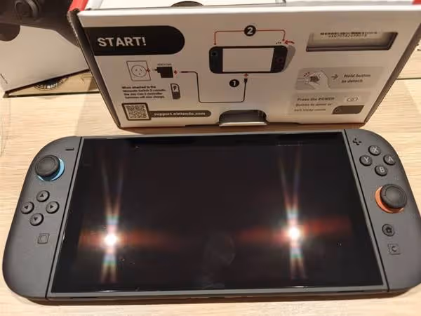 NS2開箱分享 NS2機器、手柄與卡帶展示
