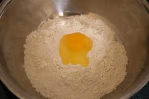 韭菜雞蛋蝦仁三鮮餃子