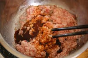 韭菜雞蛋蝦仁三鮮餃子