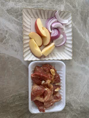 超好吃的蘋果🍎燜豬扒！
