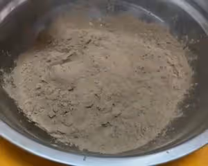 如何熬出光滑嫩嫩的燒仙草黑涼粉