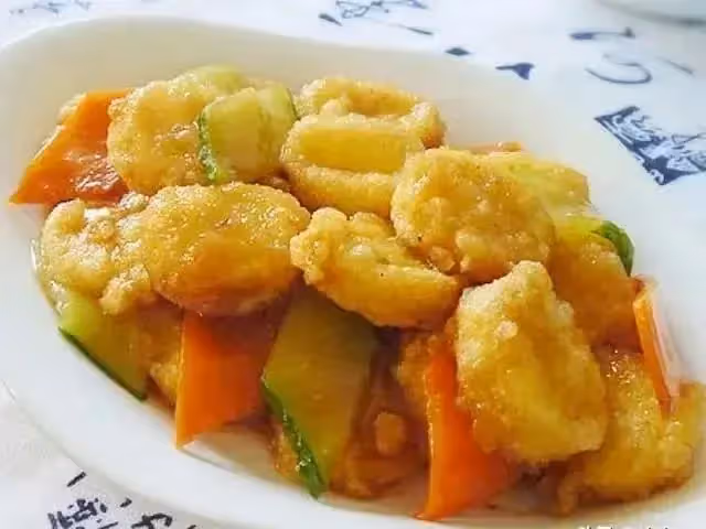 13道鮑魚汁做的家常菜，普通小炒加以鮮美鮑汁調味，味道更是鮮美