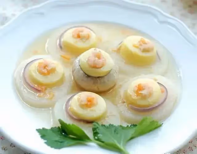 13道鮑魚汁做的家常菜，普通小炒加以鮮美鮑汁調味，味道更是鮮美