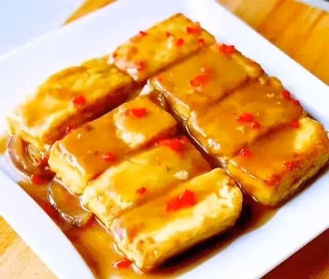 13道鮑魚汁做的家常菜，普通小炒加以鮮美鮑汁調味，味道更是鮮美