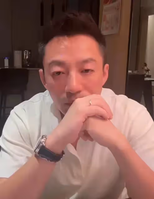 台媒報道汪小菲宴請館長，口碑逆轉，網友喊話S媽黃春梅主動修復關係
