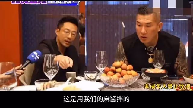 汪小菲這招太高明！麻六記宴請「館長」，宣傳品牌同時為自己正名
