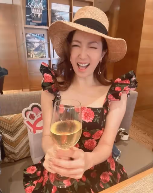 才傳豪門婚變!48歲女星「緊急回台動手術」臉色憔悴,淚揭病情「輸血二輪」嘆:痛起來真的要人命