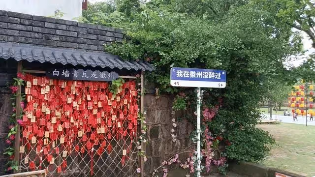女兒不要彩禮和婚宴，我和老伴也取消陪嫁，女兒男友跟她提出分手