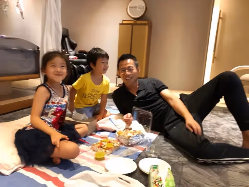 小楊阿姨怒懟大S粉絲：人都沒了！你喜歡她你就下去陪她！