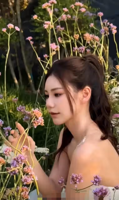 小楊阿姨怒懟大S粉絲:人都沒了!你喜歡她你就下去陪她!