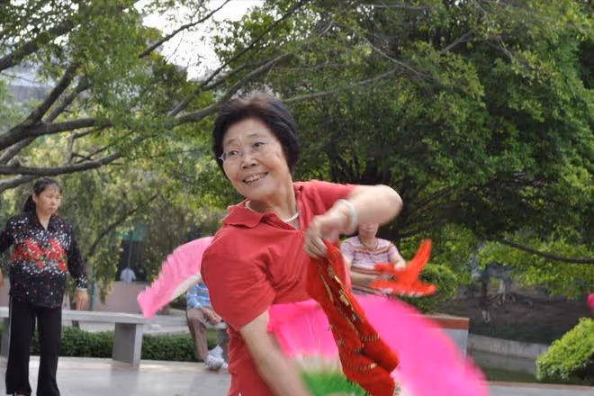 守寡11年的我，做對了這6件事，晚年一個人獨居也能過得幸福自在