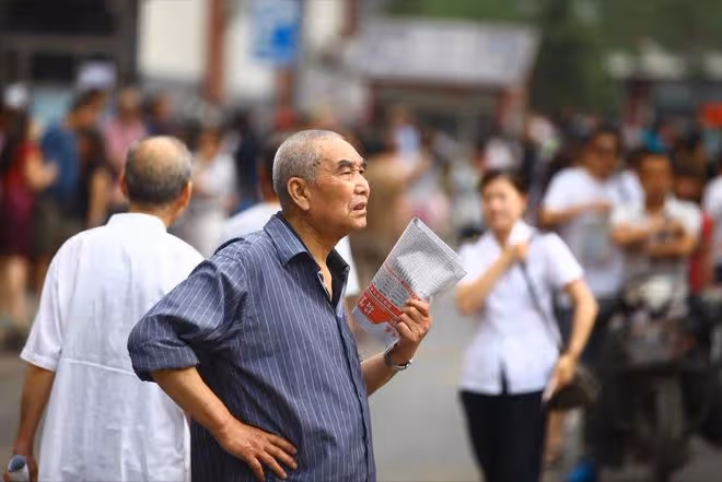 我活到69歲才發現：老了一旦失去價值，親情就會變得無情又現實