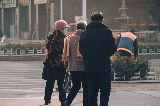 我活到69歲才發現：老了一旦失去價值，親情就會變得無情又現實