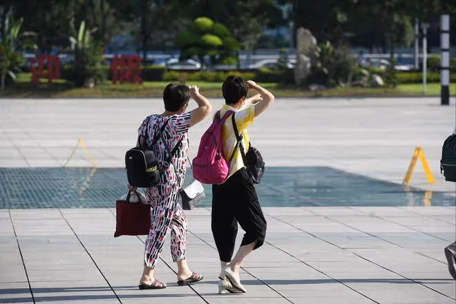 我56歲才活明白：老了有退休金和15萬存款，就沒必要拚命掙錢了