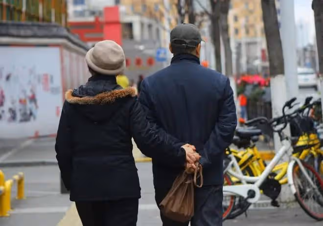 我退休8年，旅遊6年，在此奉勸60歲以上的老人，別再跟風自駕遊了