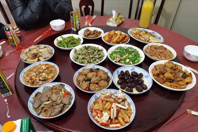 62歲的我,伺候兒子一家三口8年被傷透心後,換來兩個慘痛的教訓