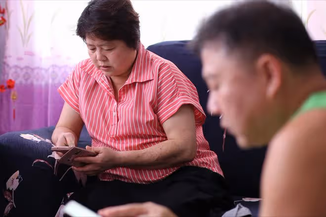 憑什麼外婆帶大的孩子,卻要多孝順奶奶?丈夫的教育觀讓我很反感
