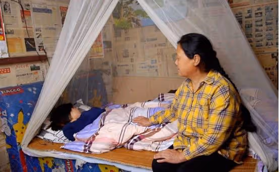 兒媳裝病不上班不看孩子還欺負婆婆，婆婆怒走人：搭錢幹活還受氣