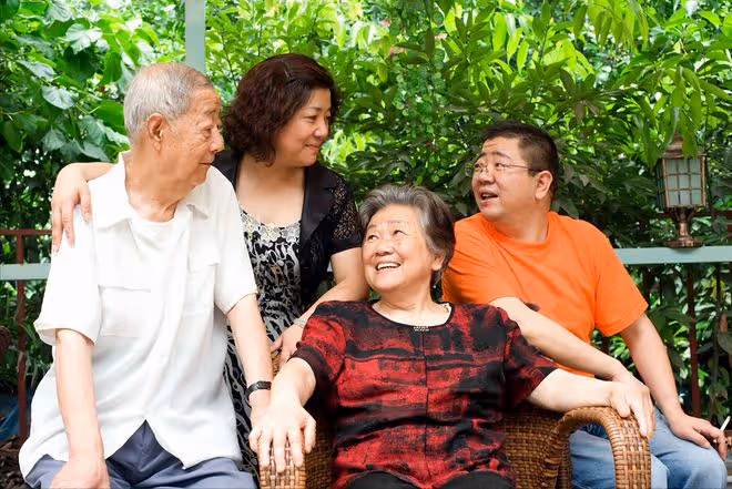 9年前我花48萬在老家建房，村裡人笑我傻，如今他們卻紛紛效仿我