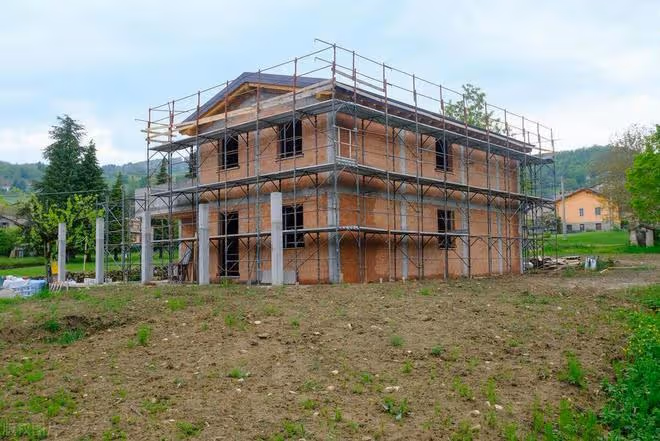 寧在城裡買張床，也別回農村自建房？普通家庭真不建議回農村建房