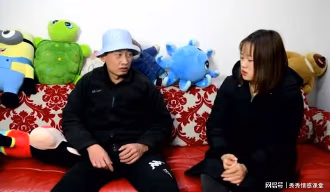 老同學離婚後，從外地過來投奔我，借住在我家時，與她發生一段情