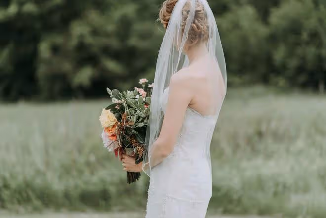 退休後準備和同事結婚，因為我把房子過戶給女兒，同事說我有心眼