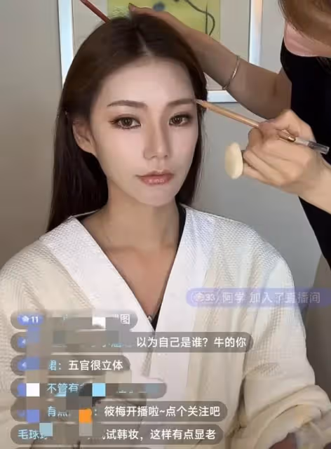 馬筱梅曬婚禮朋友視角,高清鏡頭下顏值依舊很高,直播已成常態化