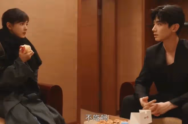 難哄溫以凡和桑延第幾集在一起,戀愛第一天對比求婚第一天
