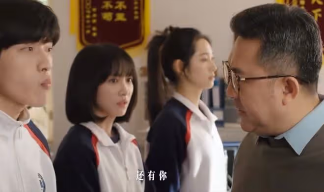 樹下有片紅房子是雙男主嗎,景棲遲親生,宋叢非親生