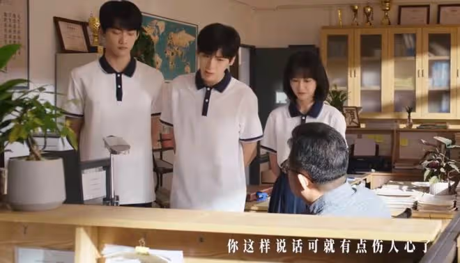 樹下有片紅房子是雙男主嗎,景棲遲親生,宋叢非親生