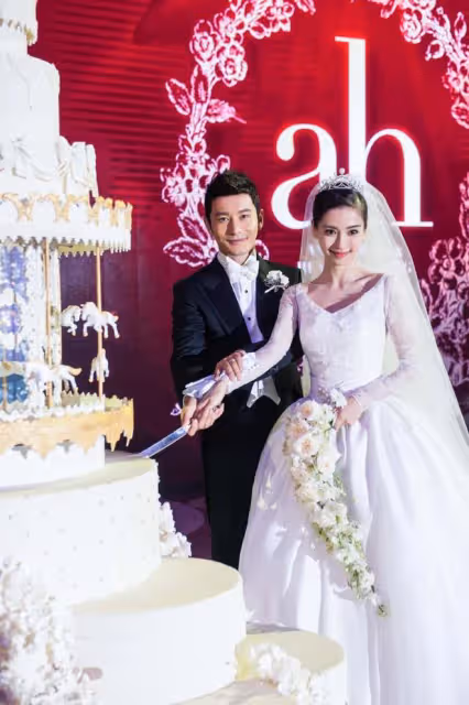 跟黃曉明離婚3年，baby被打回原形，郭德綱的話應驗了