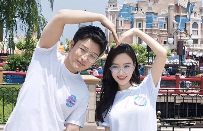 釋懷了！離婚六年賈乃亮李小璐悄悄甜蜜撒糖，有望為孩子復婚