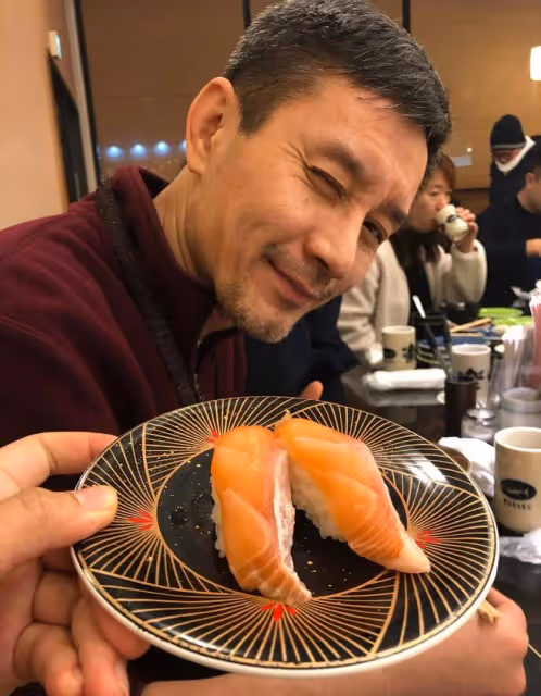 靳東和高曙光怎麼也沒想到，江珊離開他們會走上另一條康莊大道