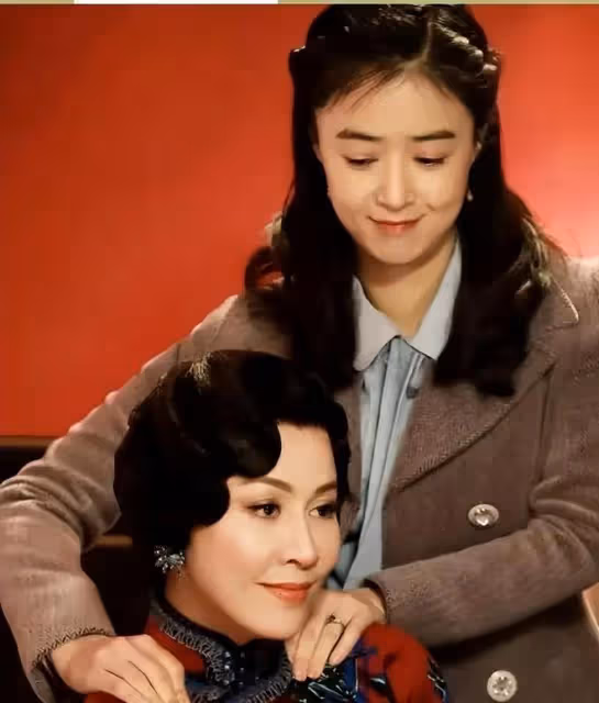 蔣欣問鼎白玉蘭女配排名第一，劉嘉玲對她的評價含金量還在飆升