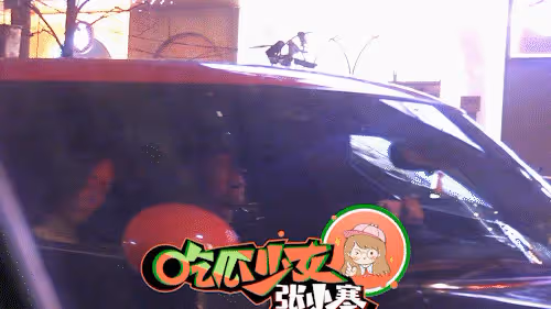 真不靠譜！都跟別人同居了還掛趙麗穎，林更新評論區被罵翻了