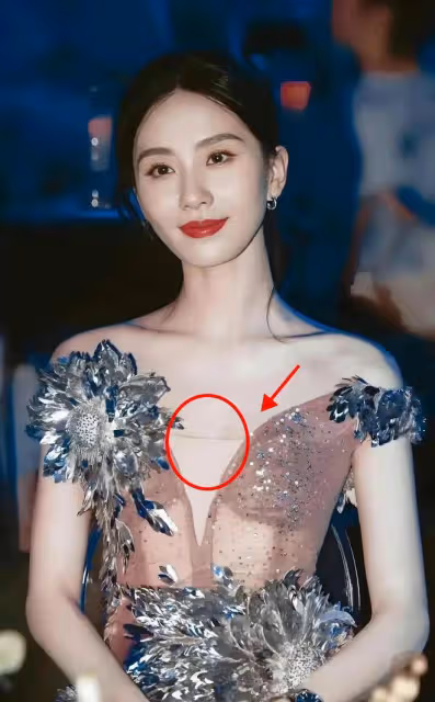 劉詩詩首次嘗試全身透視裝，細節拉滿太大膽不愧是結了婚的女人