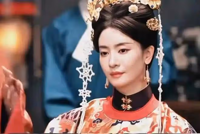 42歲唐嫣演少女40歲李晟演媽媽，結果李晟看起來像女兒唐嫣像媽媽