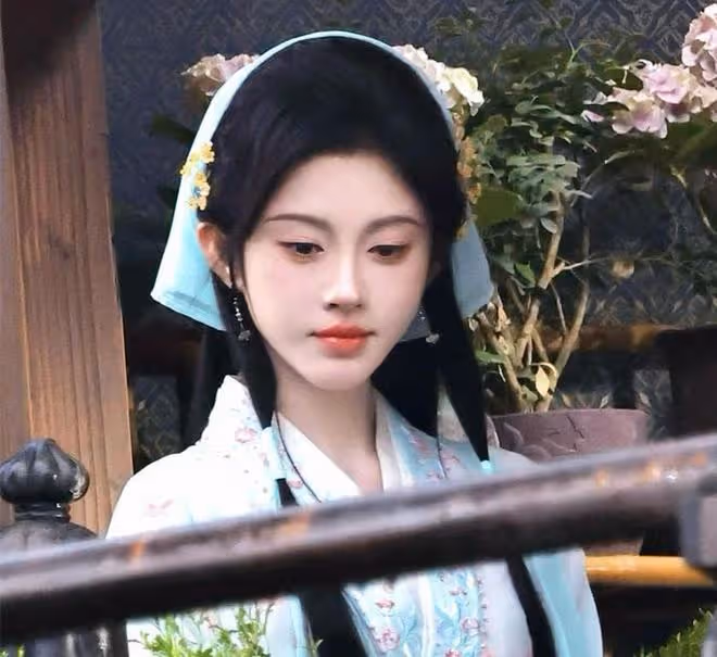 看了鞠婧禕的最新古裝，我相信吳越的話了，娛樂圈競爭太殘酷了