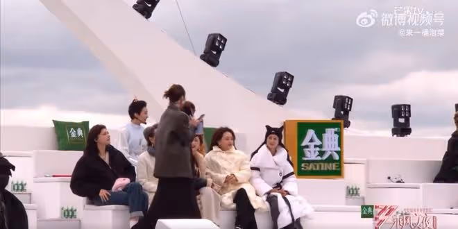《乘風2025》公演在高海拔地區，姐姐們凌亂了，辣評：沒苦硬吃